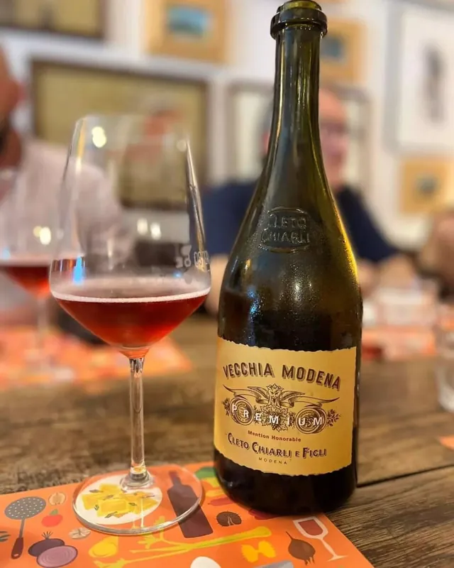 Lambrusco di Sorbara wine label